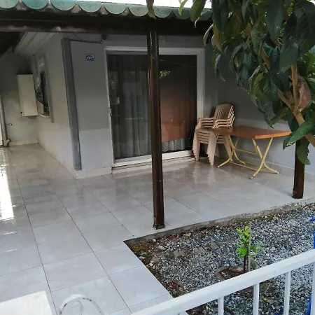 Elizya Gunluk Kiralik Evler Casa de Férias *